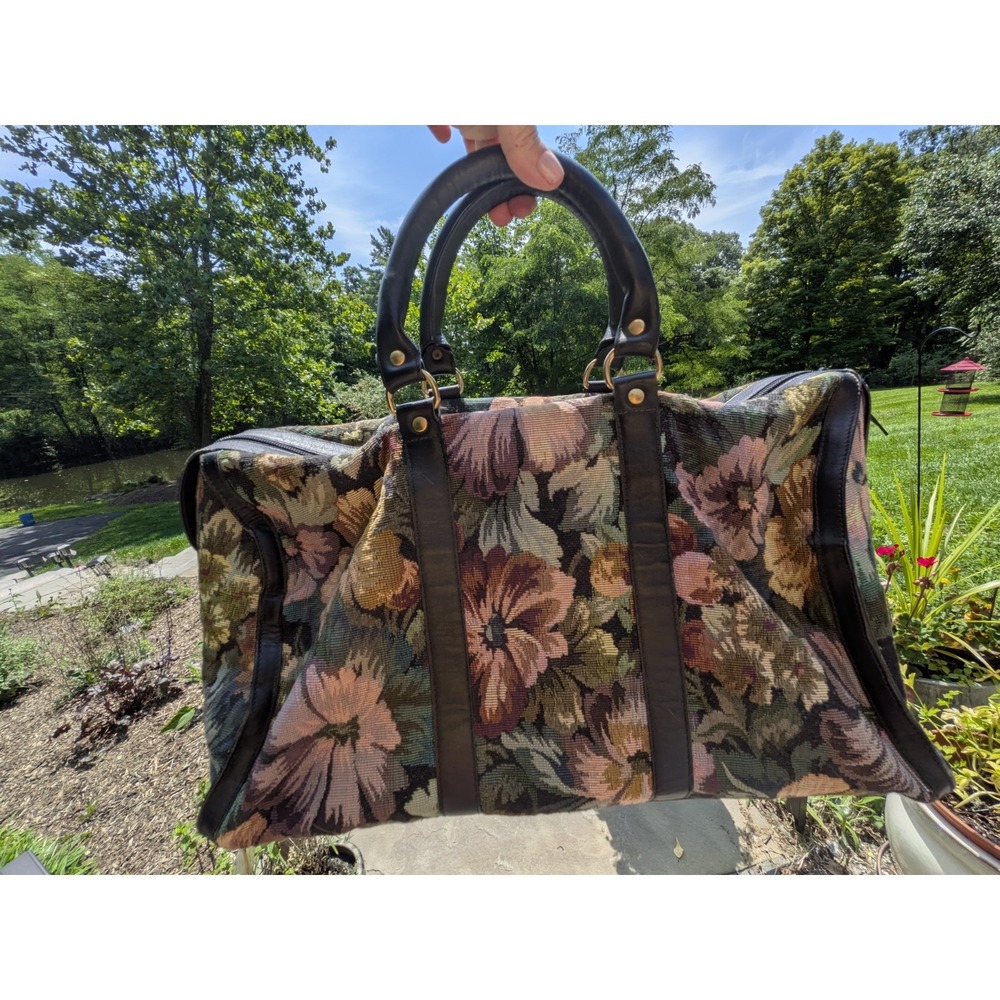 Vtg Floral Tapestry Carpet Bag Travel Weekender Carry On Grannycore Cottagecore